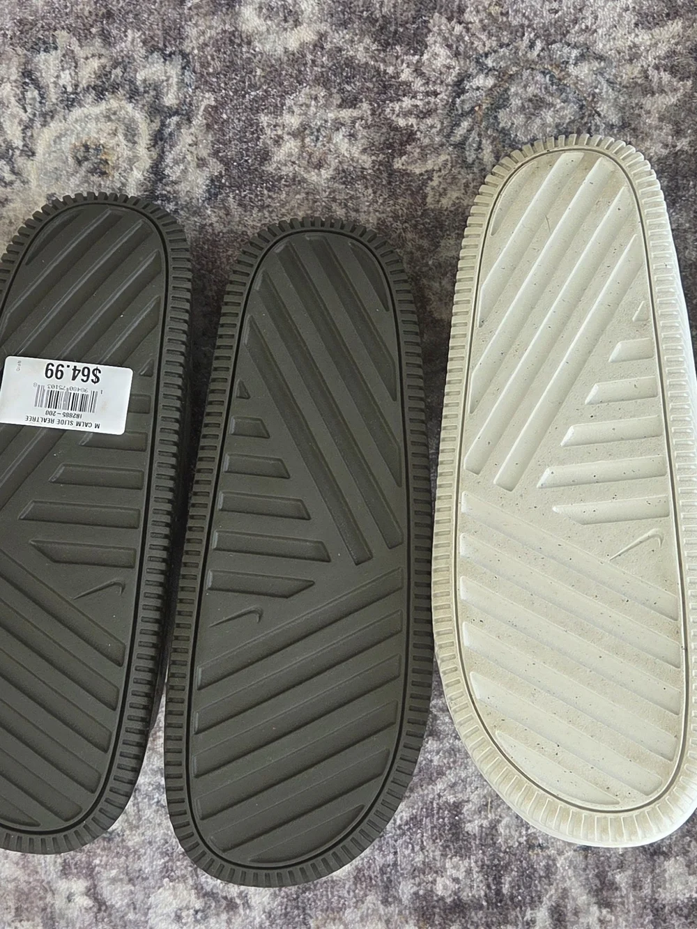 NIKE calm Slides